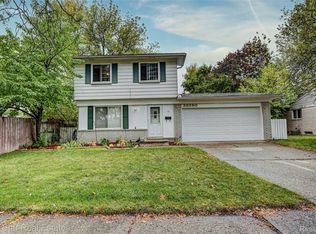 38290 Avondale St, Westland, MI 48186
