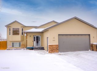 4002 Quarter Horse Ave, Gillette, WY 82718