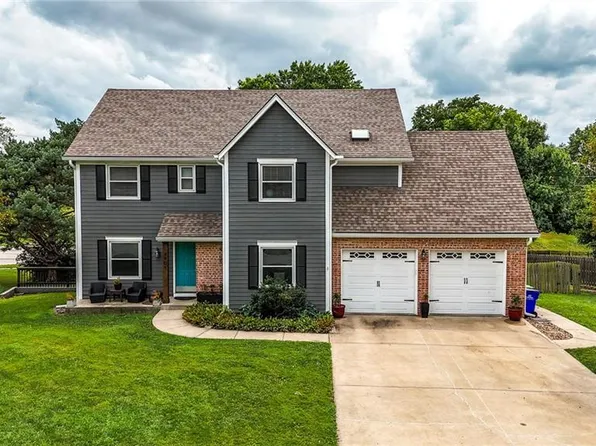 2503 NW Windwood Dr, Lees Summit, MO 64081