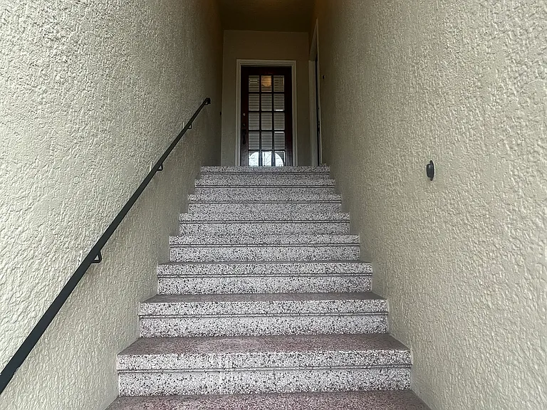 22 Alvarado St — Photo 2