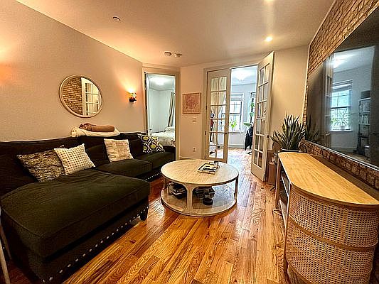 1st image of 469 Park Pl APT 2