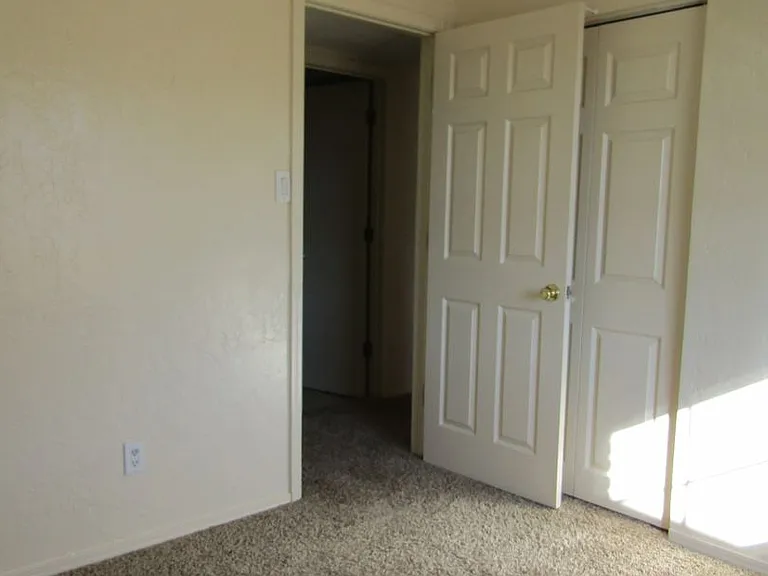 3412 NW Lincoln Ave — Photo 14