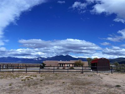 43A W Romero Rd, Ranchos De Taos, NM, 87557