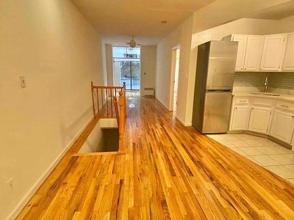 5th image of 73 W 85th St #B1