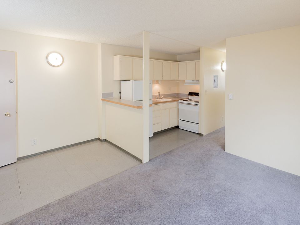 1st image of 4131 11th Ave NE APT 508