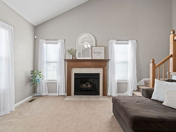 3rd image of 1268 Archwood Dr
