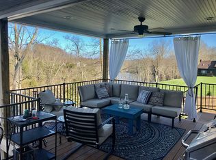 257 Lakeland Dr, Harrodsburg, KY 40330