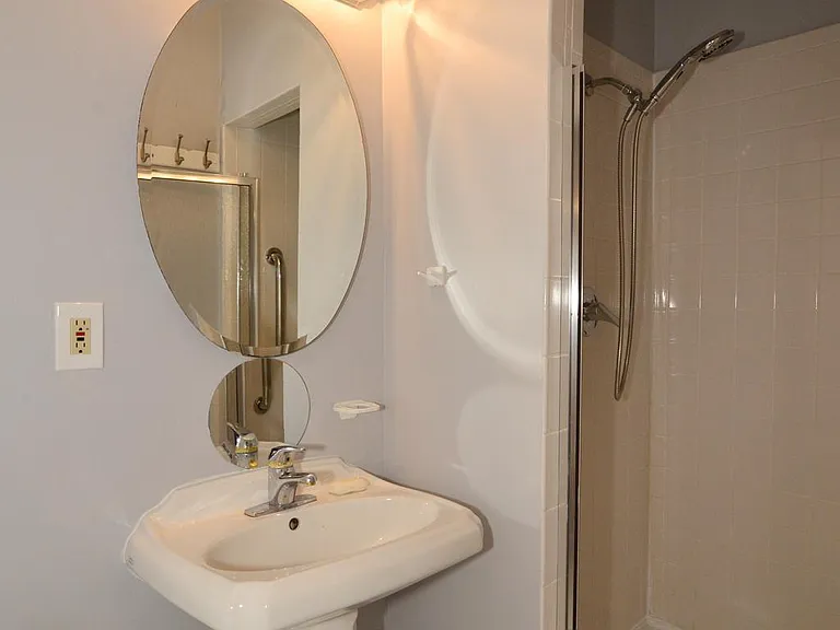 1317 Forestwood Dr — Photo 16
