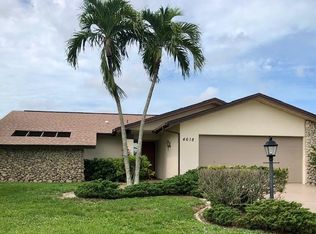4618 Lakewood Blvd, Naples, FL 34112