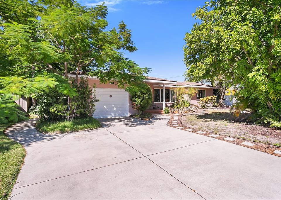 1st image of 114 N Mars Ave