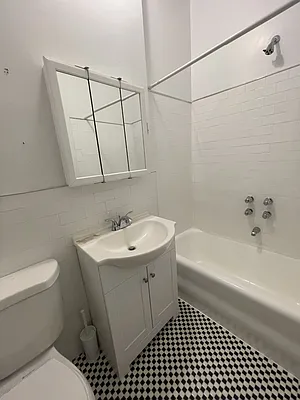 Rented by Douglas Elliman | media 3