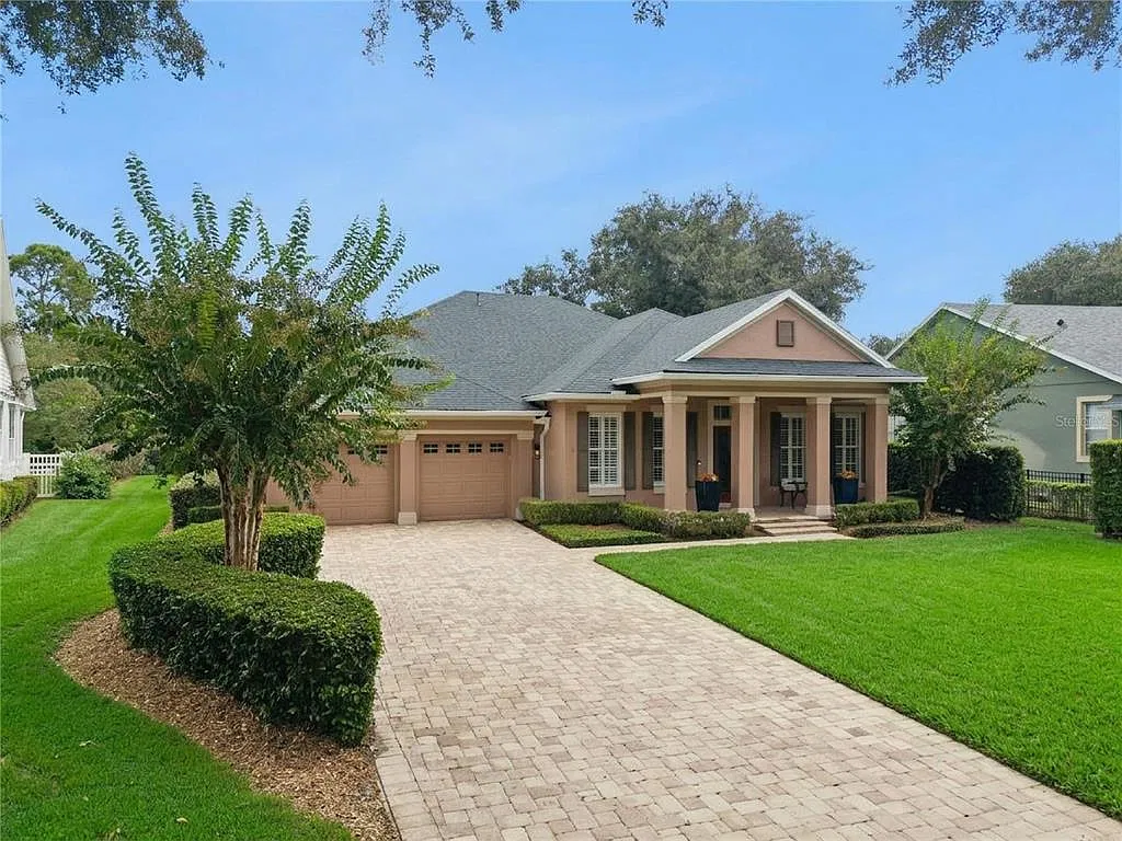 4 bed, 3.0 bath, 2398 sqft, $6,799 — Photo 4