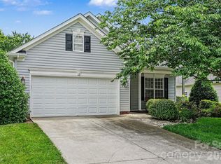 877 Platinum Dr, Fort Mill, SC 29708