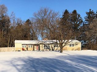 4N602 Brookside West Dr, St Charles, IL