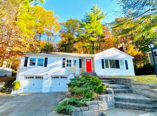 110 Great Plain Ave, Wellesley, MA 02482