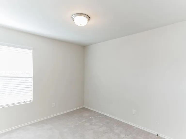 16009 Wanderer Ln — Photo 15