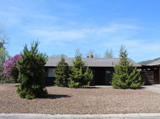 691 Pebble Way, Clearlake Oaks, CA 95423