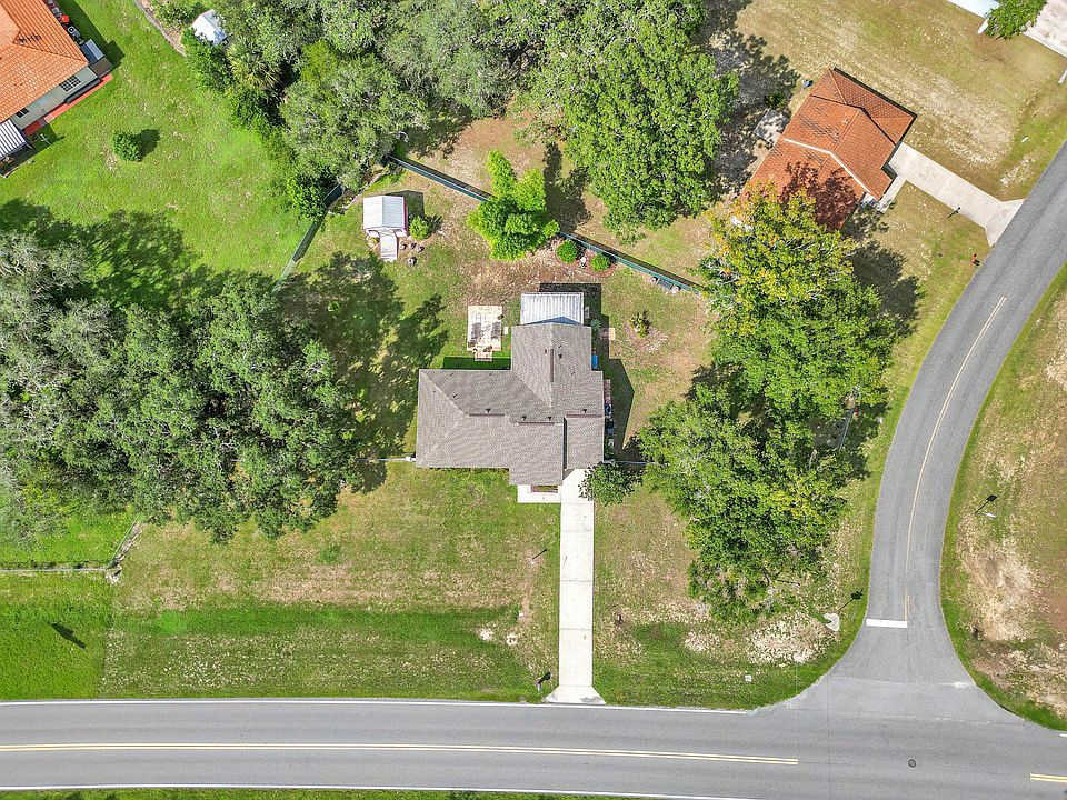 1st image of 814 OAK Road