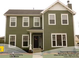 1141 SW Arbormill Ter, Lees Summit, MO 64082