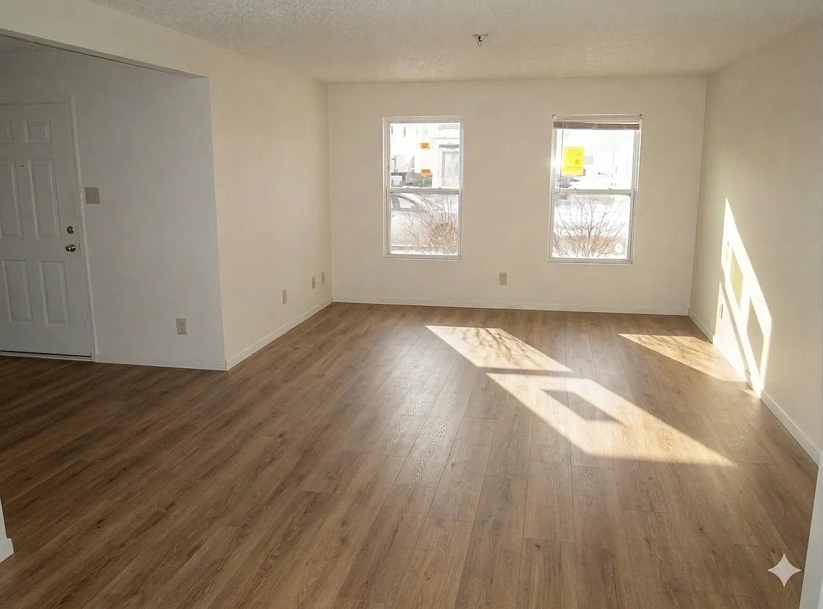 3 bed, 2.5 bath, 1940 sqft, $2,145 — Photo 2