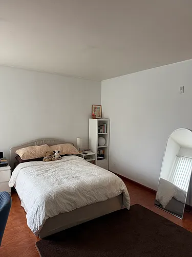 1607 Glendon Ave #9 Photo 1