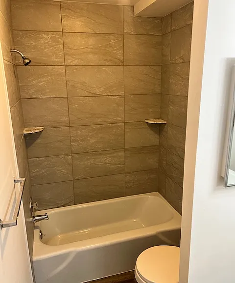 200 Riverside Dr — Photo 5