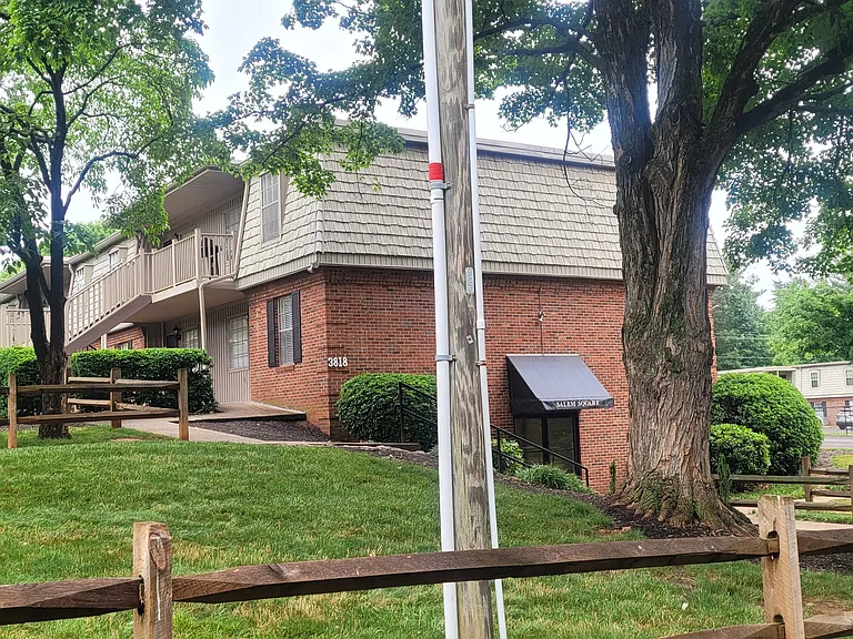 3818B W Country Club Rd #B — Photo 3
