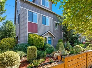 8280 N Burrage Ave, Portland, OR