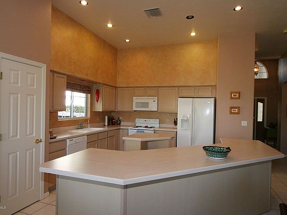 4th image of 1514 W Carmel Pointe Dr