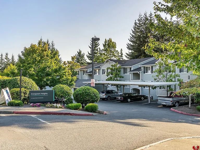 Evergreen Heights — Photo 27