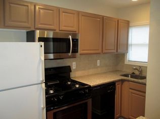 240 South St, Philadelphia, PA 19147