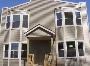 6321 24th Ave APT 3, Kenosha, WI 53143