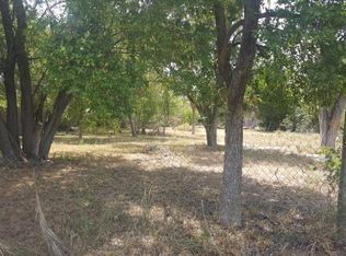 305 S 6th St, Donna, TX 78537