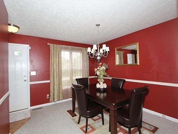 2nd image of 6324 Castle Oak Dr