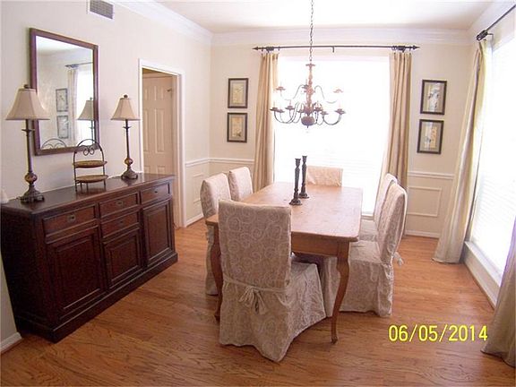 Formal Dining for those special family occasions