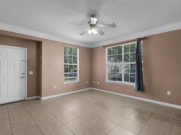 4th image of 6011 Newport Ln APT 101