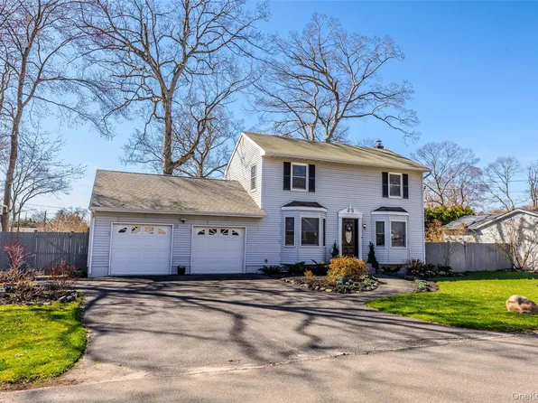 58 Freya Road, Rocky Point, NY 11778