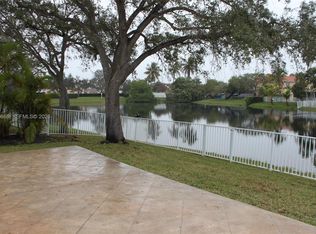 1325 NW 192nd Ter, Hollywood, FL 33029