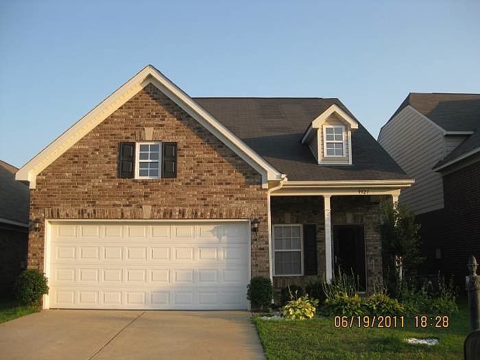 1st image of 9927 White Poplar Dr