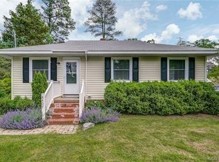 8407 Hood Dr, Richmond, VA 23227