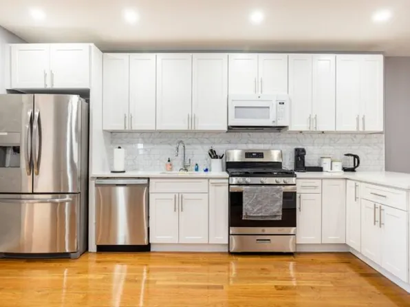 107 Utica Avenue image 9 of 34