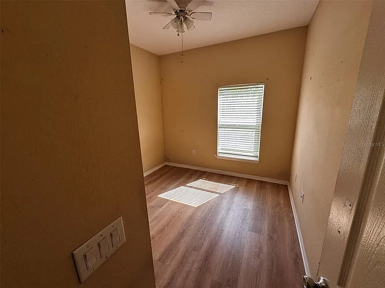 3903 Skipper Ct — Photo 21