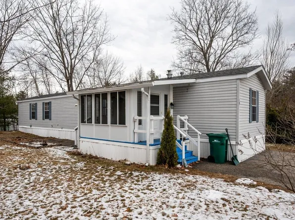 9 West Lane, Rochester, NH 03867