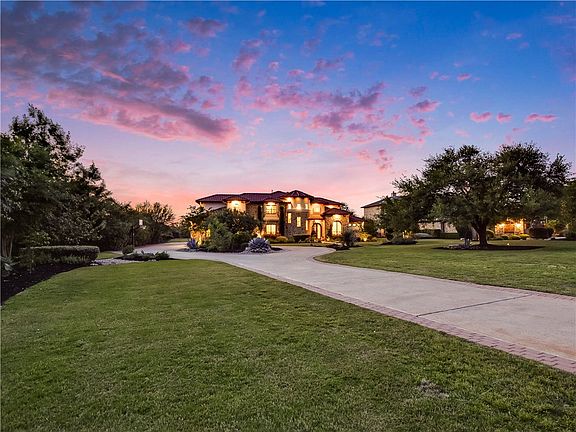 2nd image of 316 Dawn River Cv