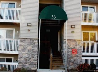 33 Fern Oak Cir APT 302, Stafford, VA 22554