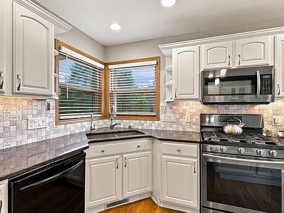 4th image of 714 Audubon ROAD