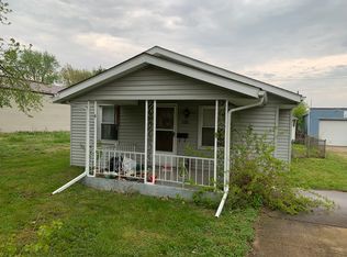 2632 S College St, Springfield, IL 62704