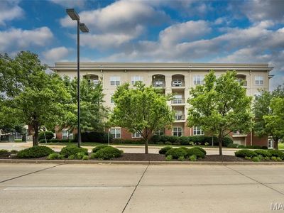 1270 Strassner Dr APT 3202, Saint Louis, MO, 63144