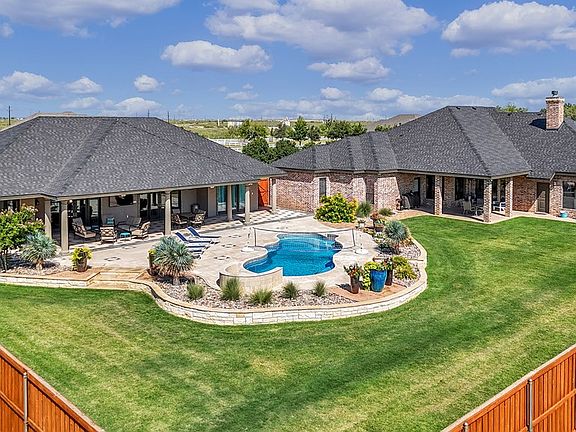 2nd image of 8301 Glasgow Dr