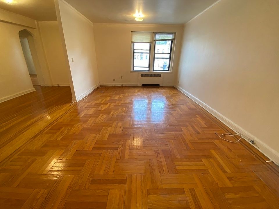 1st image of 83-15 Lefferts Blvd #33J
